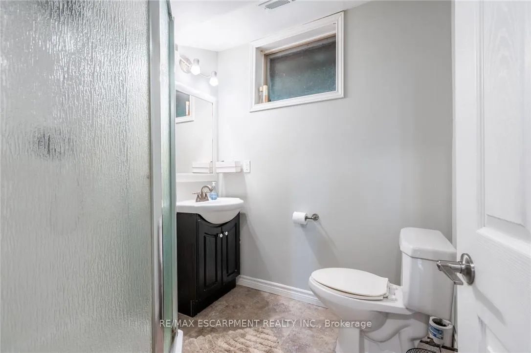 Photo 26 of 152 7th Concession Road E, Hamilton, Rural Flamborough — HOMEH