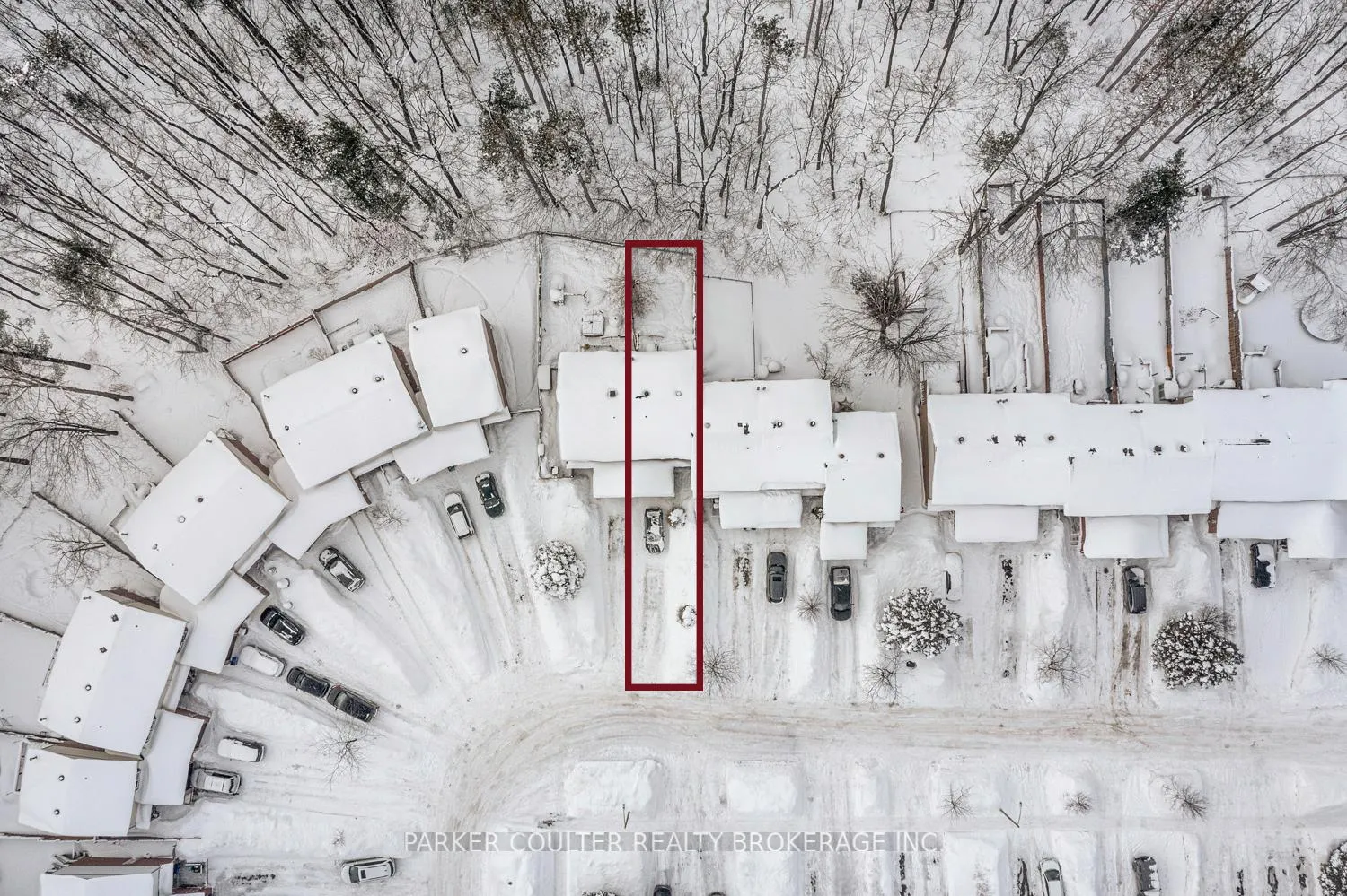 Photo 33 of 69 Burns Circle, Barrie, Letitia Heights — HOMEH