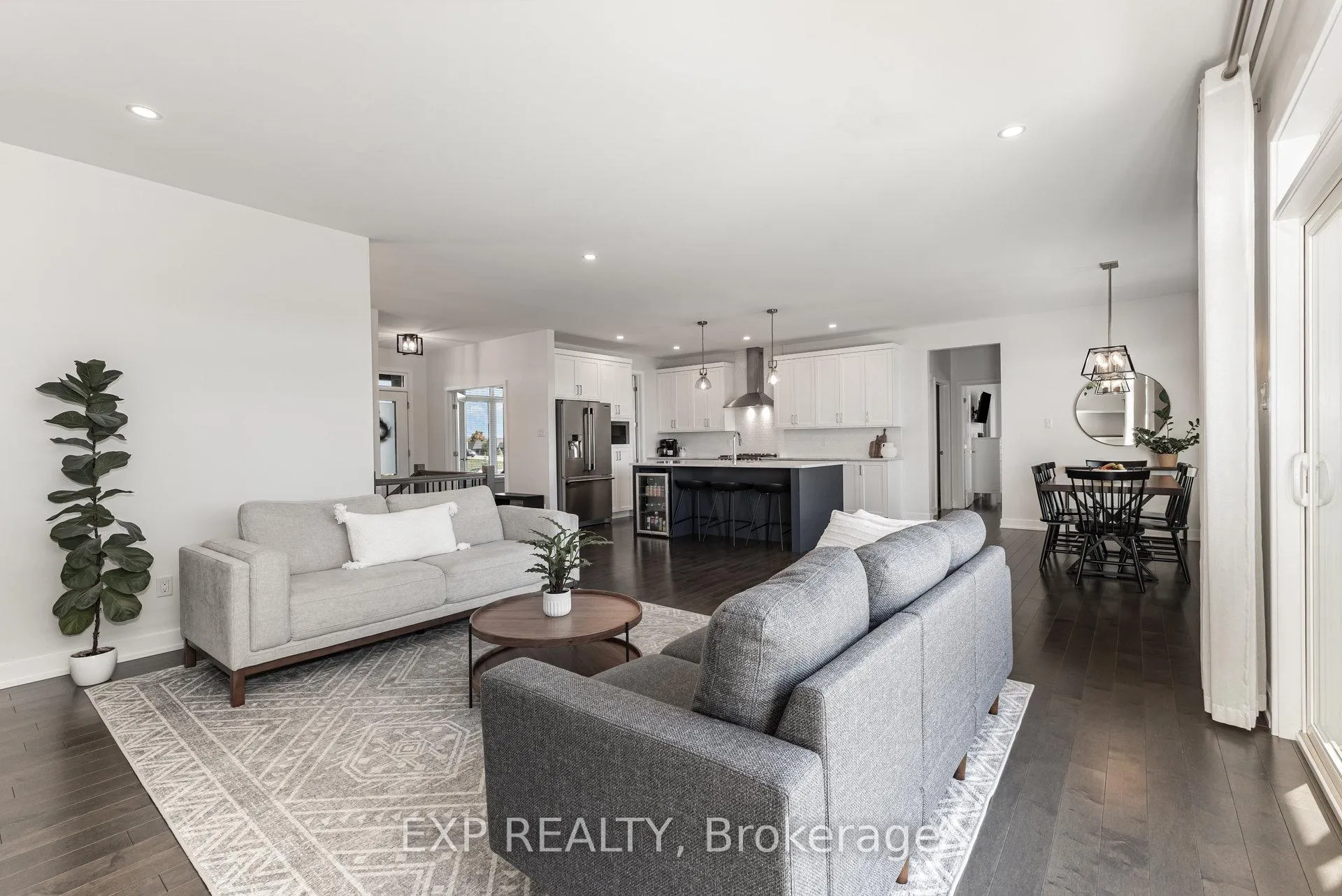 Photo 10 of 145 Harold Jones Way, Beckwith, Beckwith Twp — HOMEH