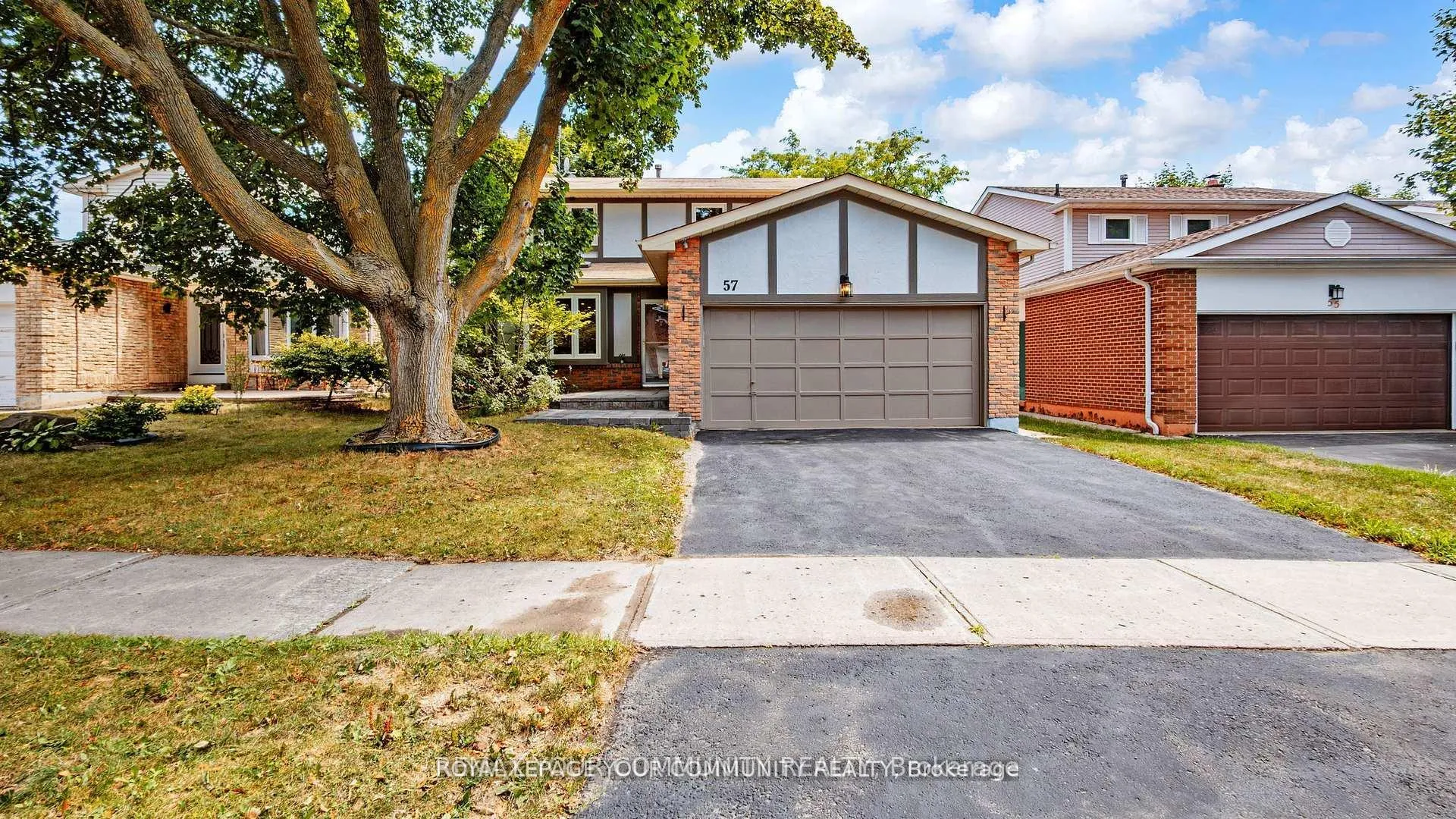 Photo 1 of 57 Braeburn Drive, Markham, Aileen-Willowbrook — HOMEH