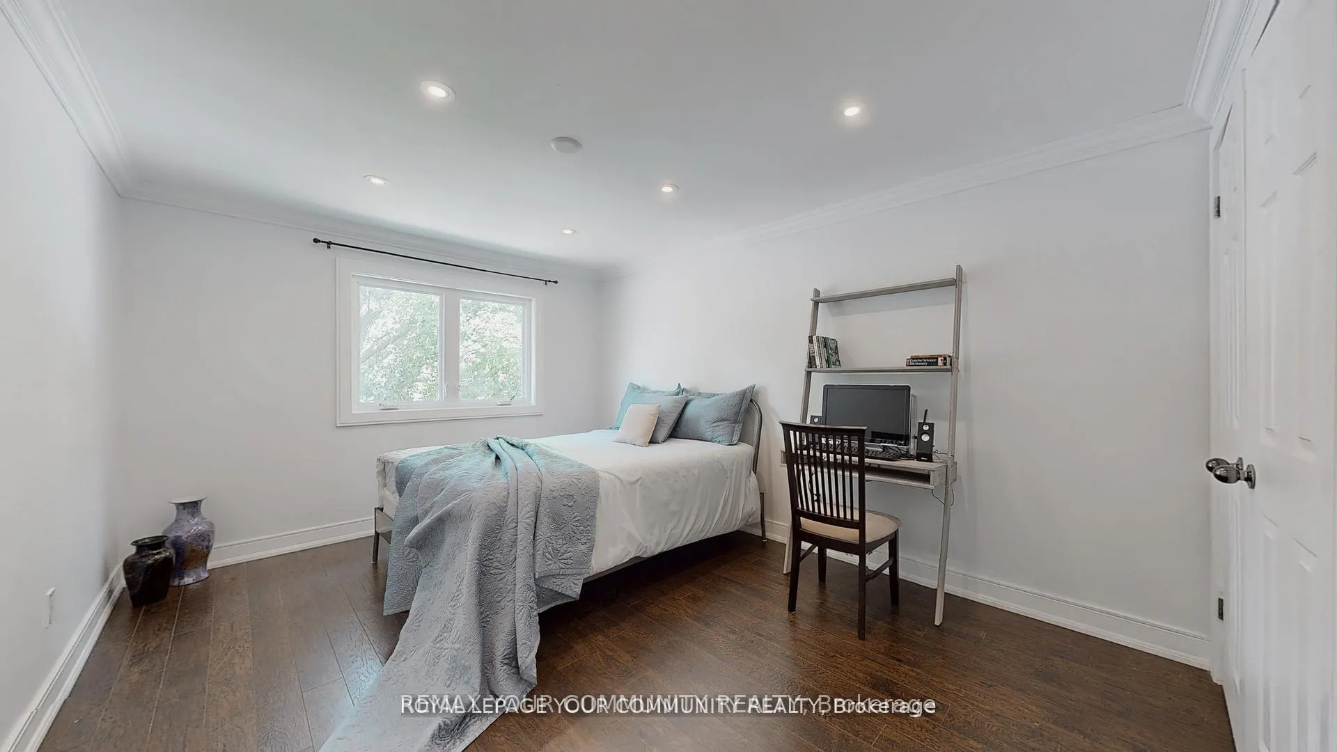 Photo 22 of 57 Braeburn Drive, Markham, Aileen-Willowbrook — HOMEH