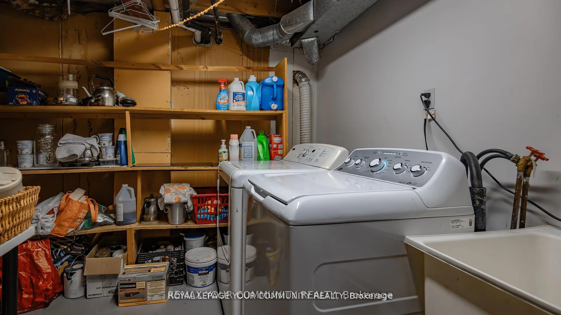 Photo 33 of 57 Braeburn Drive, Markham, Aileen-Willowbrook — HOMEH