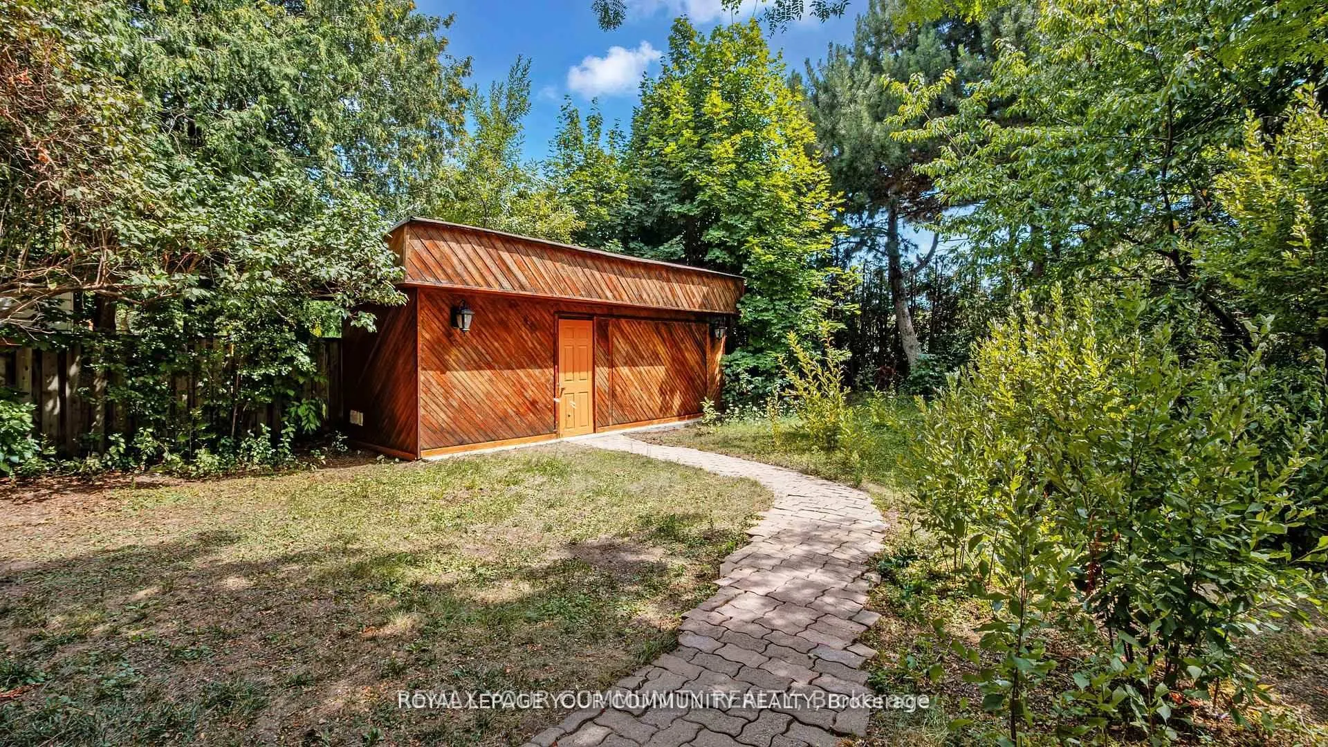 Photo 41 of 57 Braeburn Drive, Markham, Aileen-Willowbrook — HOMEH