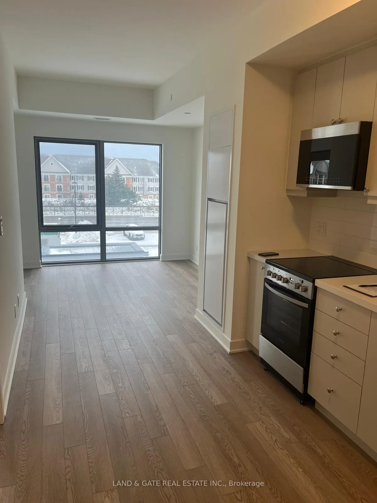 Photo 7 of Unit 51, 51 Clarington Boulevard, Clarington, Bowmanville — HOMEH