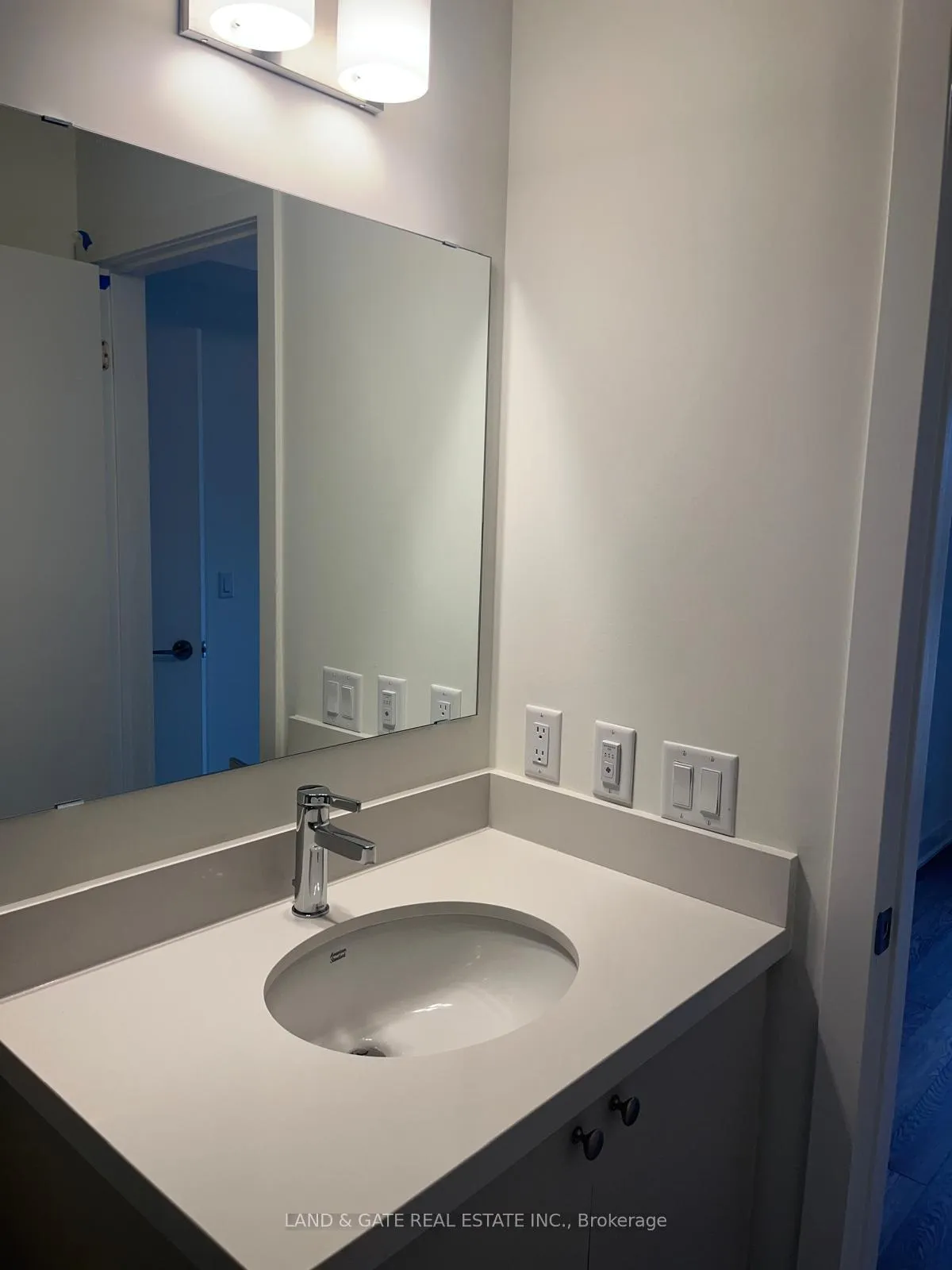 Photo 15 of Unit 51, 51 Clarington Boulevard, Clarington, Bowmanville — HOMEH