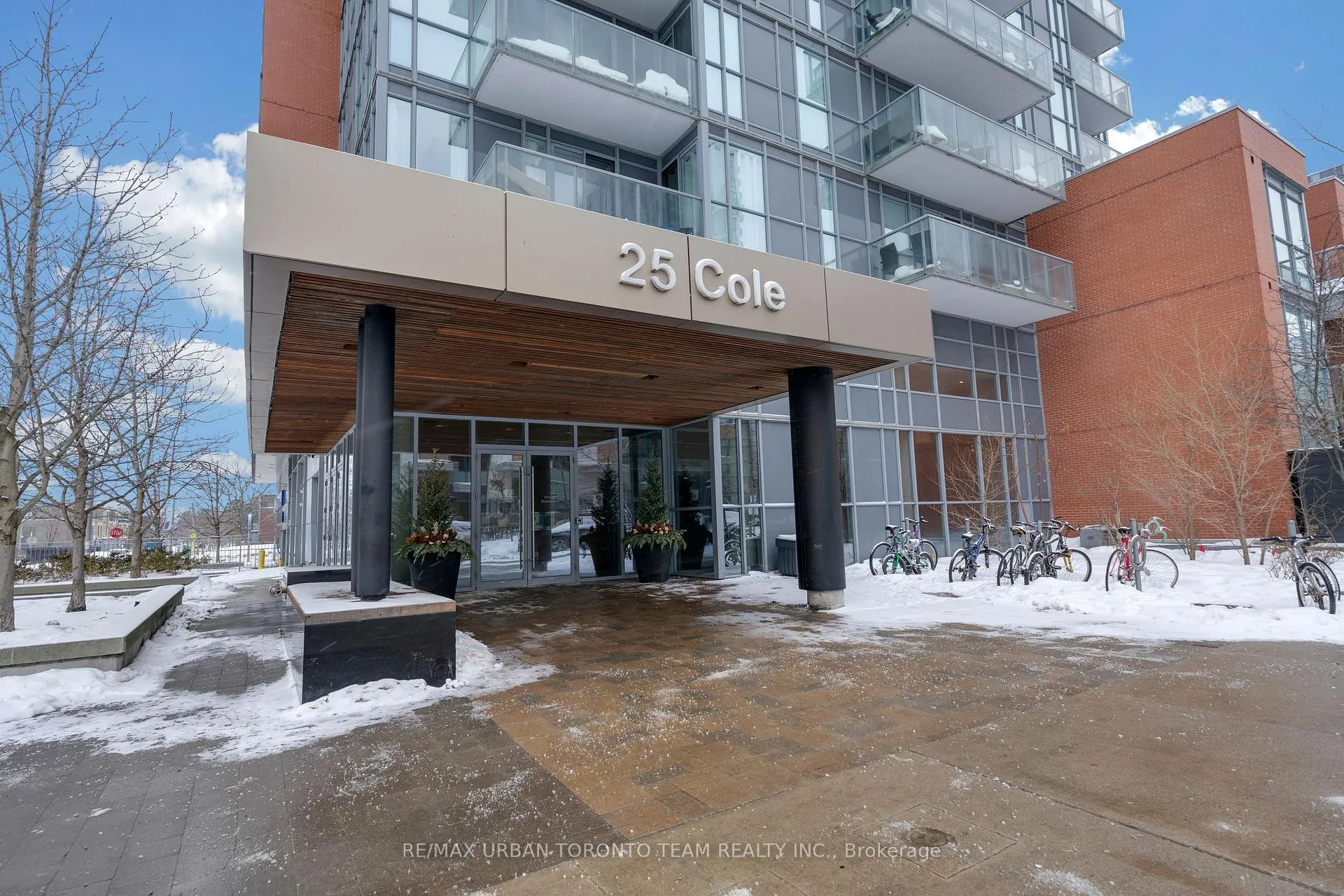 Front of Unit 816, 25 Cole Street