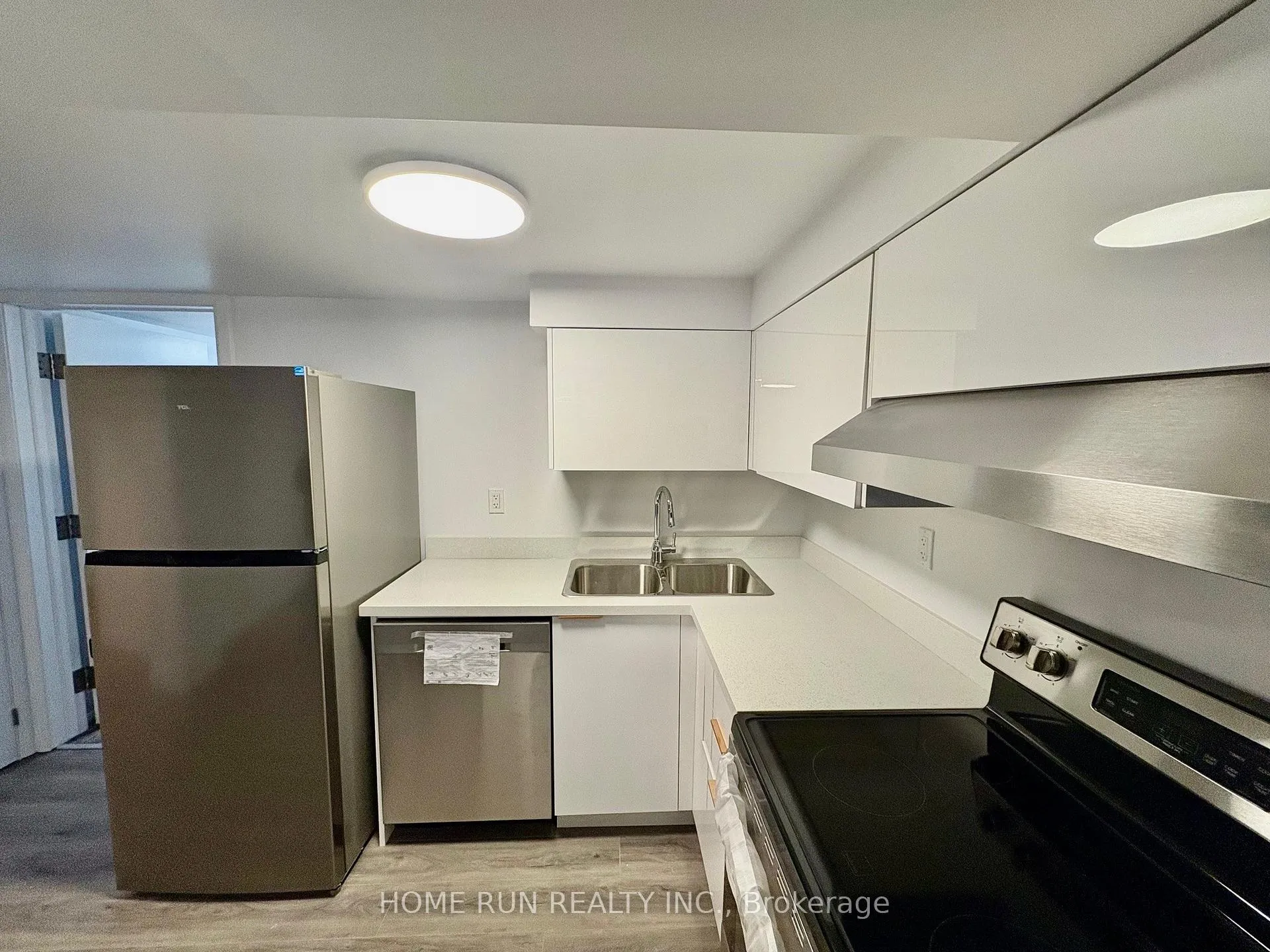 Photo 3 of Unit 3, 1436 Bellamy Street, Ottawa, Carleton Square — HOMEH