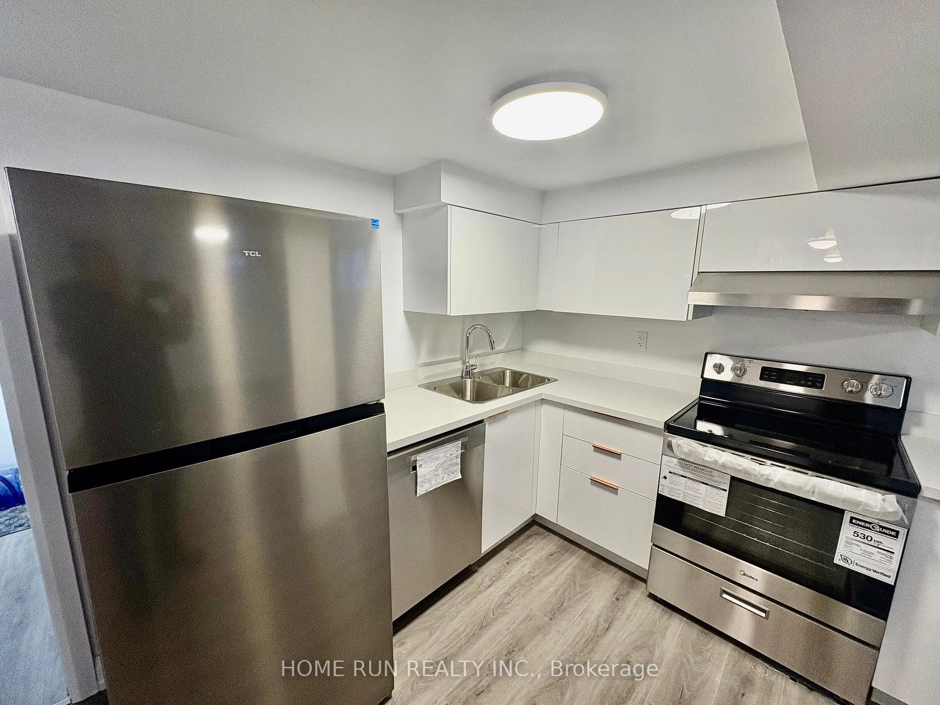 Photo 7 of Unit 3, 1436 Bellamy Street, Ottawa, Carleton Square — HOMEH