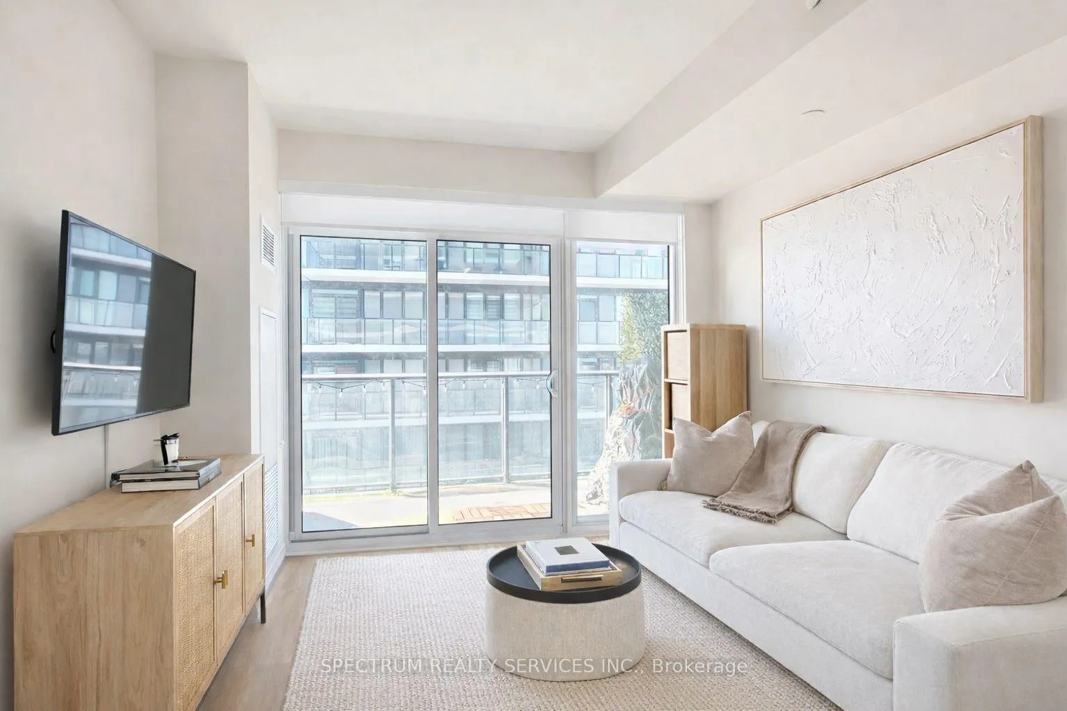 Photo 8 of Unit 907, 9000 Jane Street, Vaughan, Concord — HOMEH