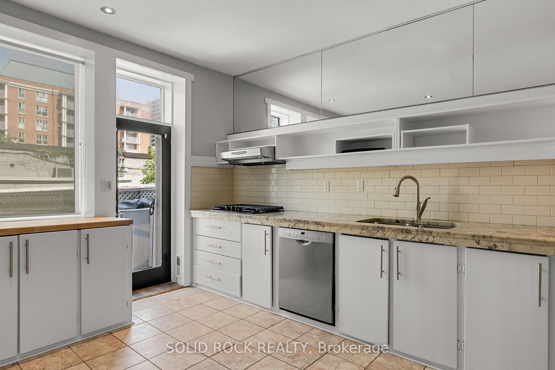 Photo 8 of 541 Besserer Street, Ottawa, Sandy Hill — HOMEH