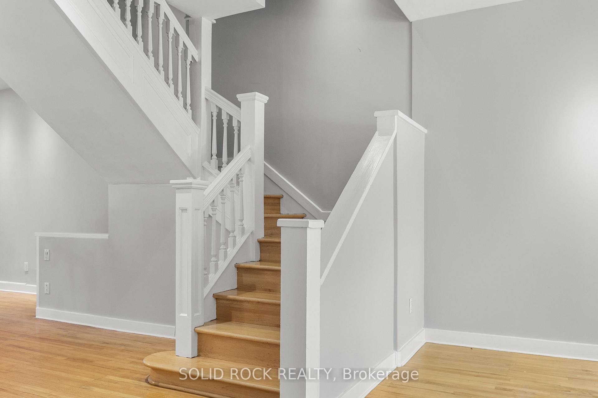 Photo 11 of 541 Besserer Street, Ottawa, Sandy Hill — HOMEH