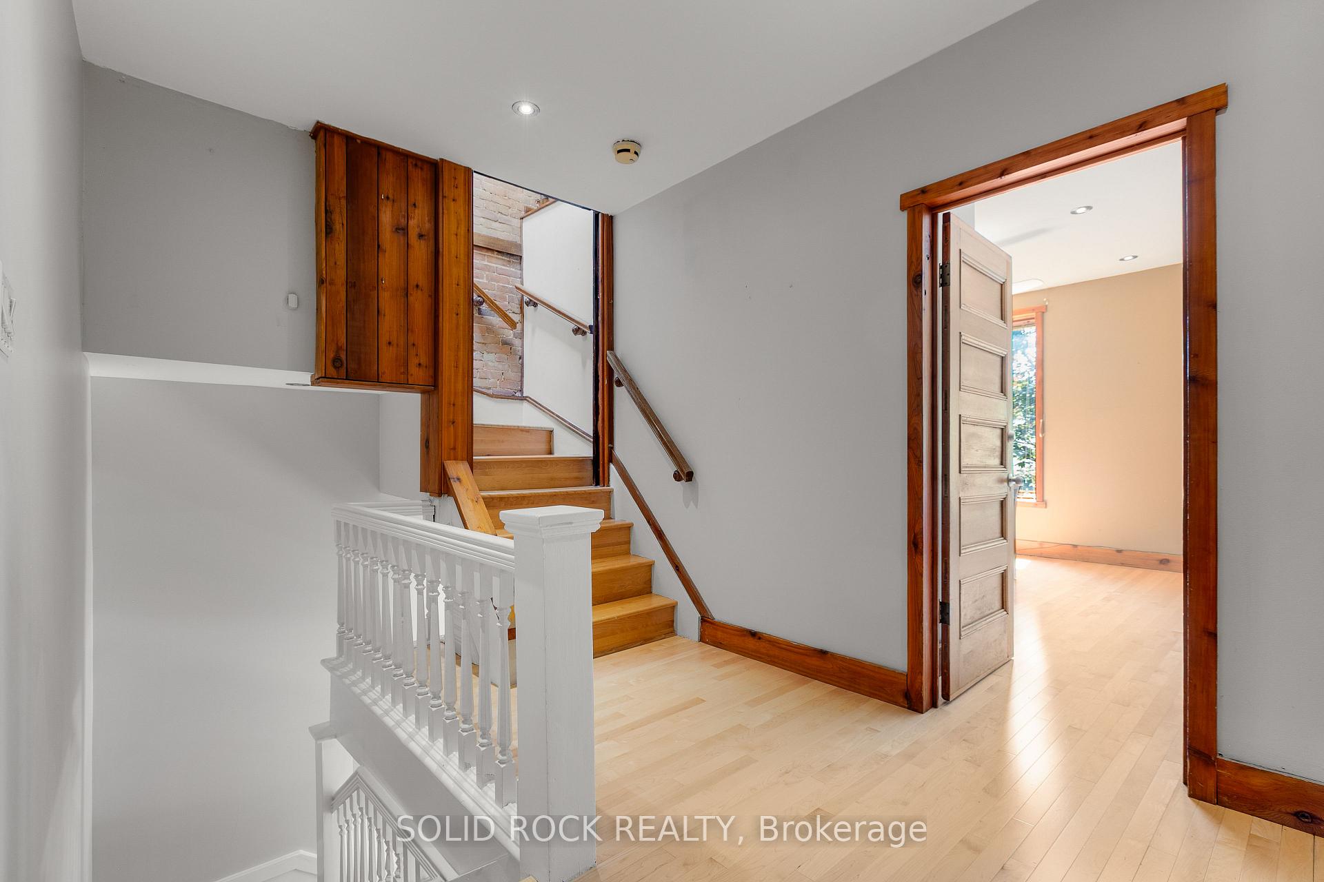 Photo 12 of 541 Besserer Street, Ottawa, Sandy Hill — HOMEH