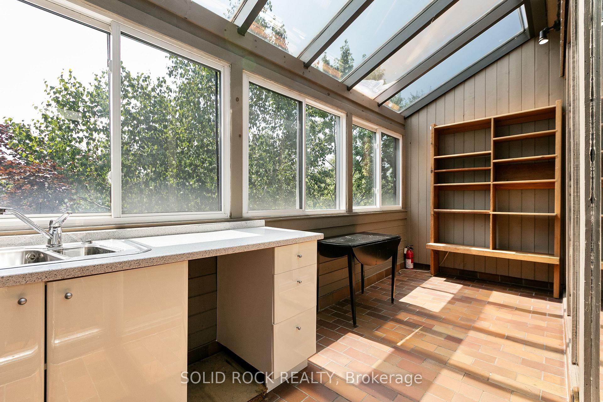 Photo 29 of 541 Besserer Street, Ottawa, Sandy Hill — HOMEH