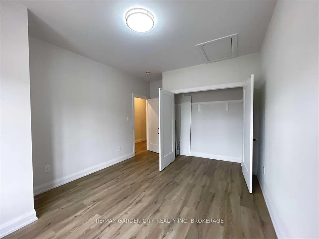 Photo 15 of Unit 2-UPPER LEVEL, 13 Valley Road, St. Catharines, Western Hill — HOMEH
