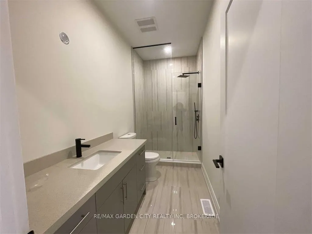 Photo 16 of Unit 2-UPPER LEVEL, 13 Valley Road, St. Catharines, Western Hill — HOMEH