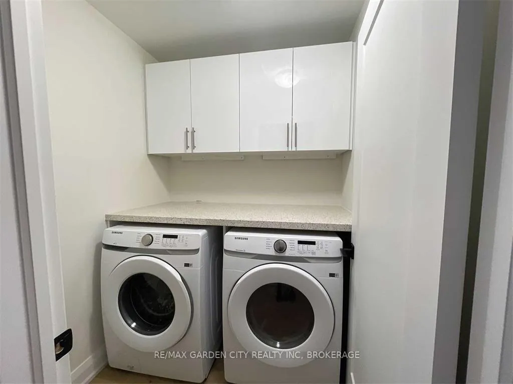 Photo 17 of Unit 2-UPPER LEVEL, 13 Valley Road, St. Catharines, Western Hill — HOMEH
