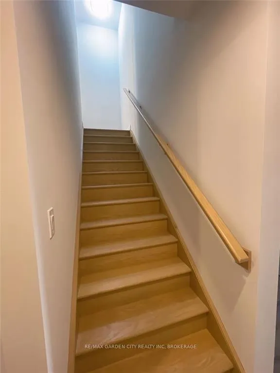 Photo 18 of Unit 2-UPPER LEVEL, 13 Valley Road, St. Catharines, Western Hill — HOMEH