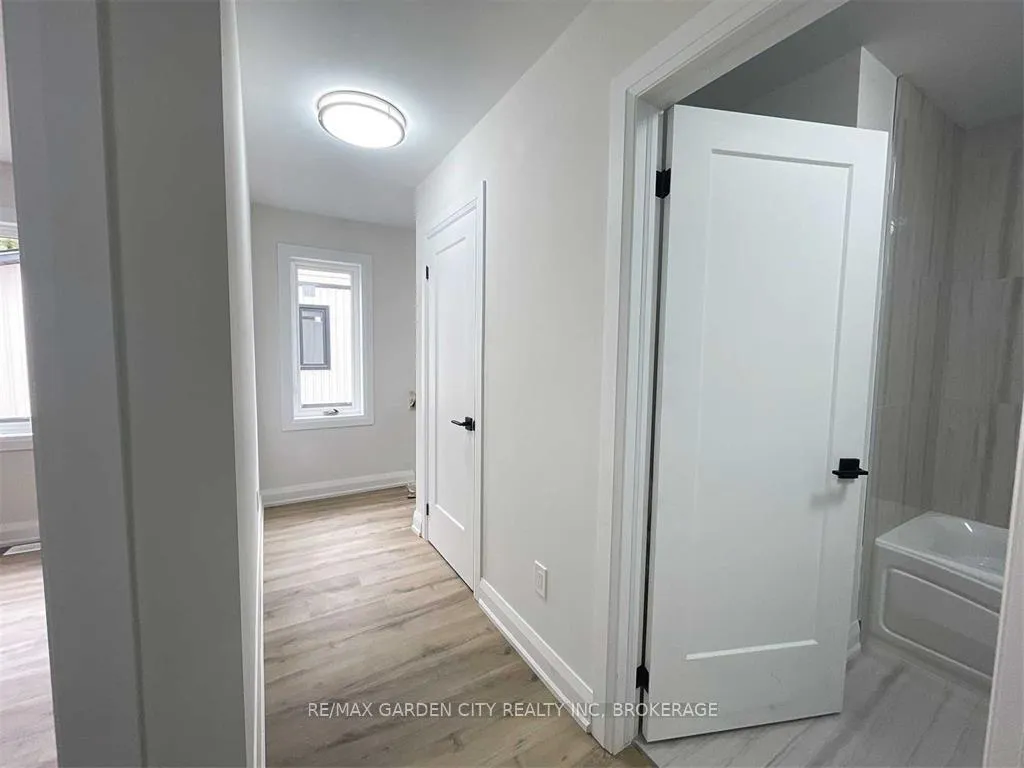 Photo 23 of Unit 2-UPPER LEVEL, 13 Valley Road, St. Catharines, Western Hill — HOMEH