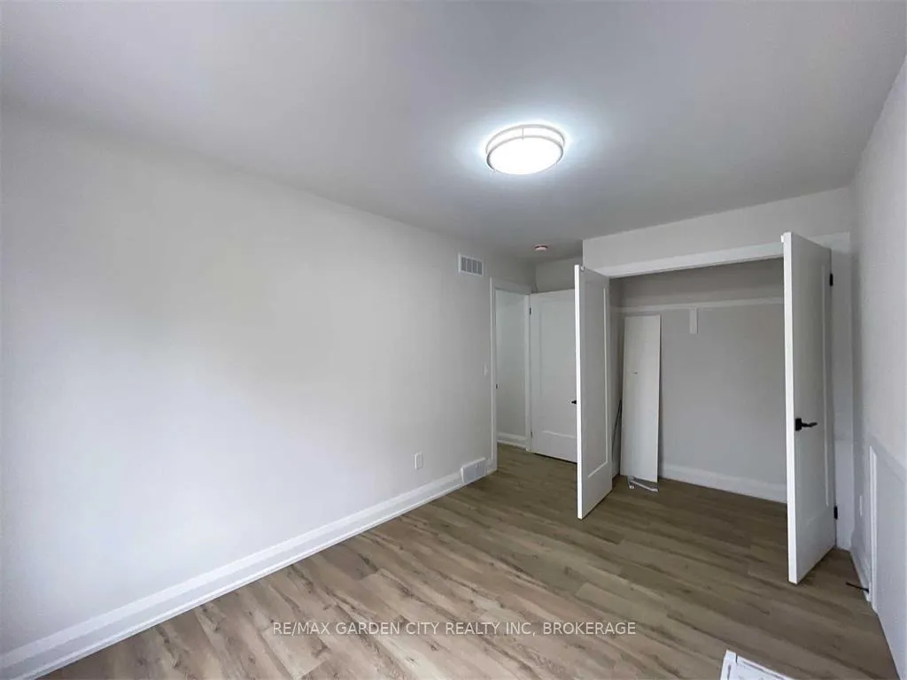 Photo 24 of Unit 2-UPPER LEVEL, 13 Valley Road, St. Catharines, Western Hill — HOMEH