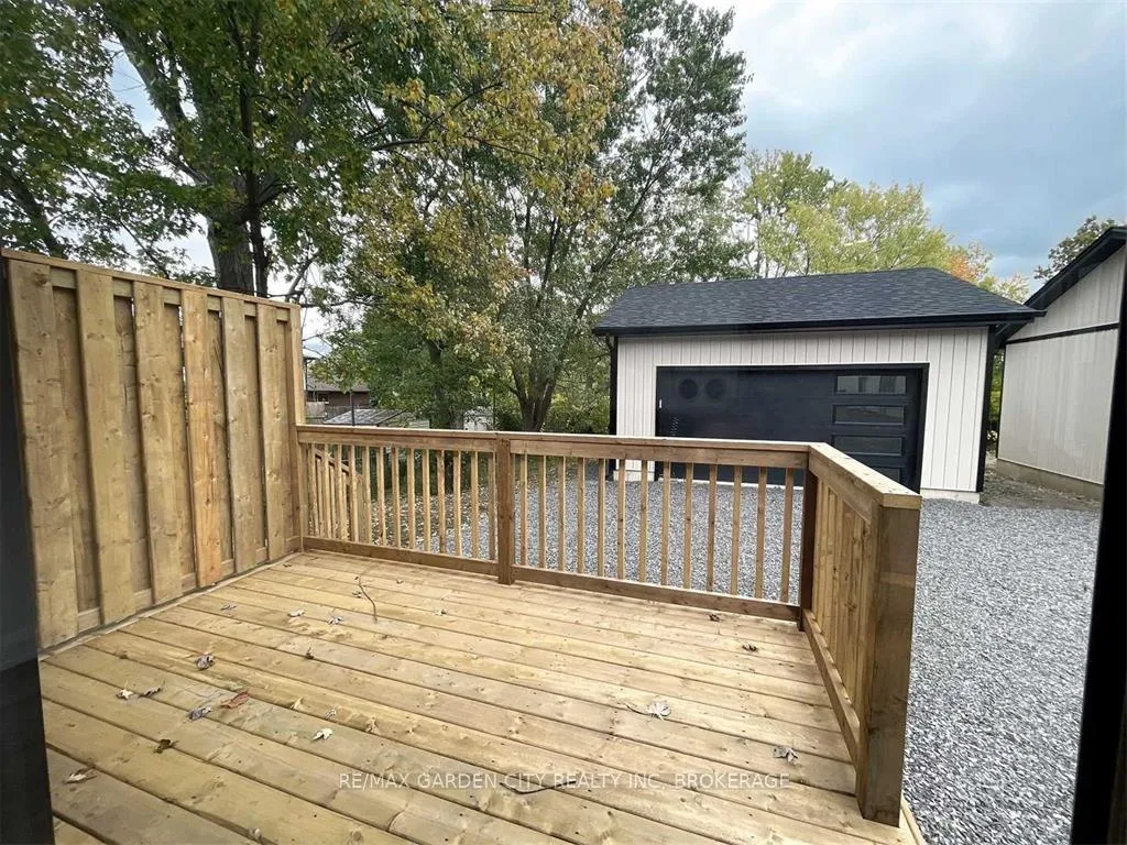 Photo 25 of Unit 2-UPPER LEVEL, 13 Valley Road, St. Catharines, Western Hill — HOMEH