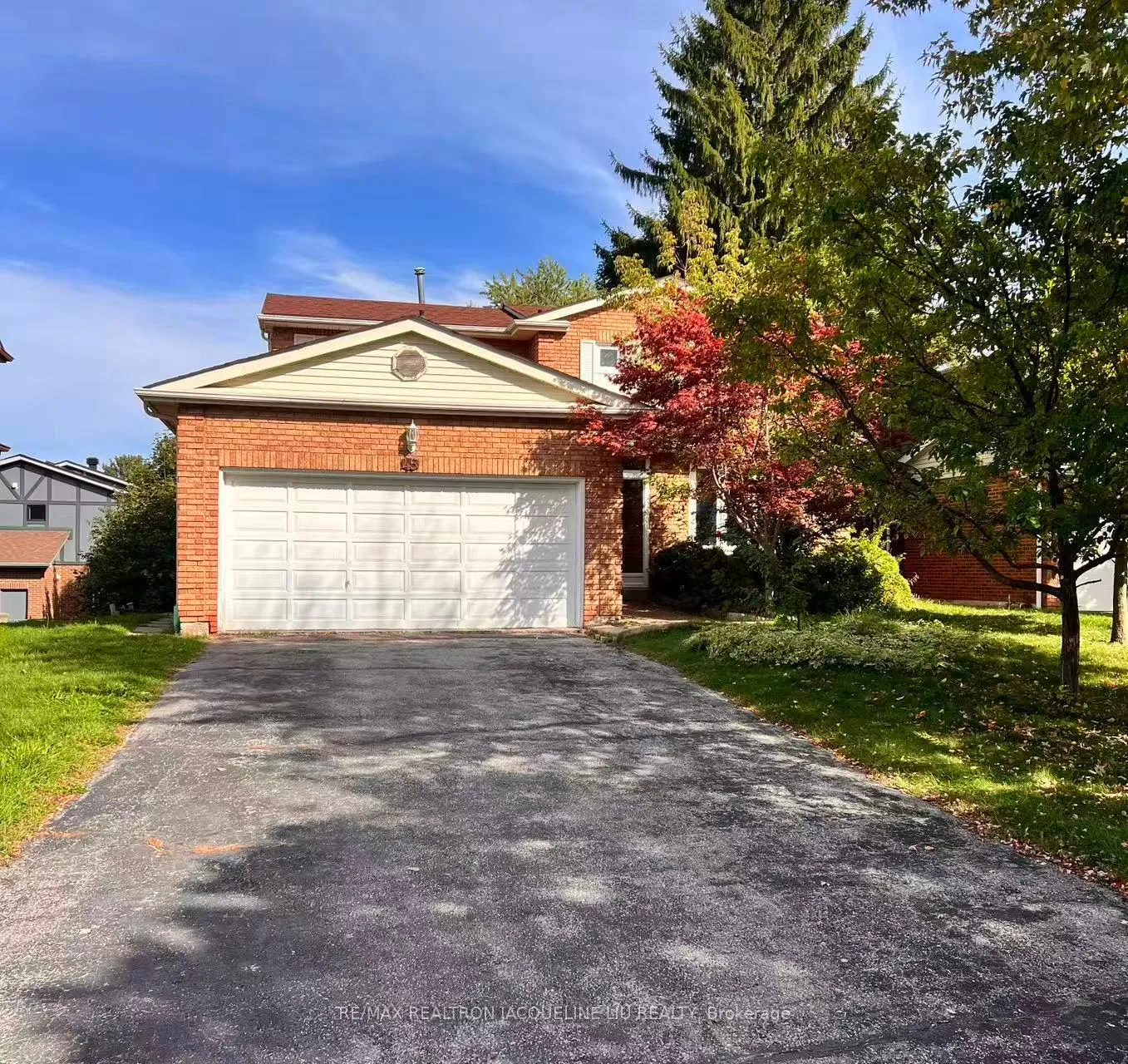 Photo 1 of 45 Breckonwood Crescent, Markham, Aileen-Willowbrook — HOMEH