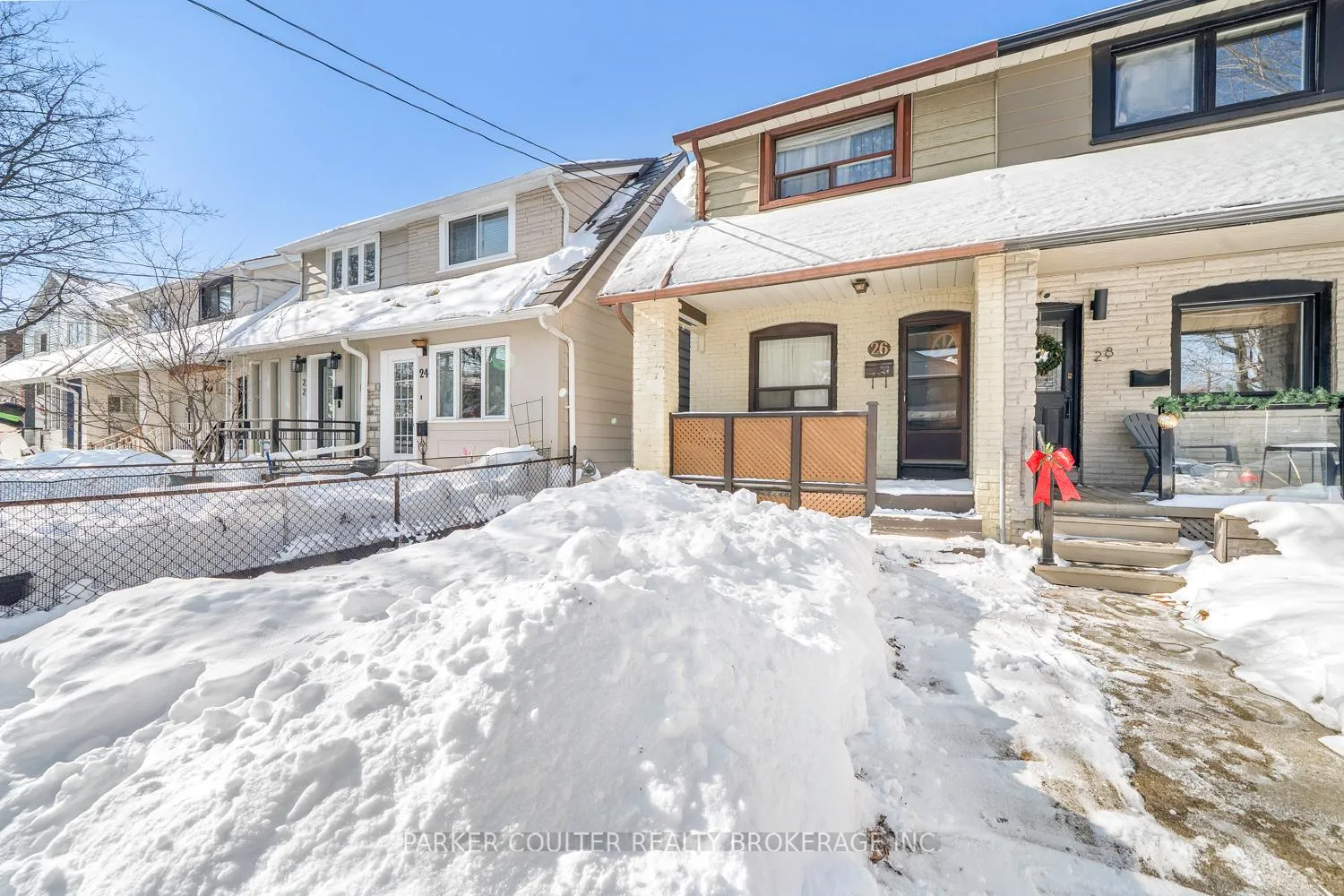 Photo 3 of 26 Larchmount Avenue, Toronto, South Riverdale — HOMEH