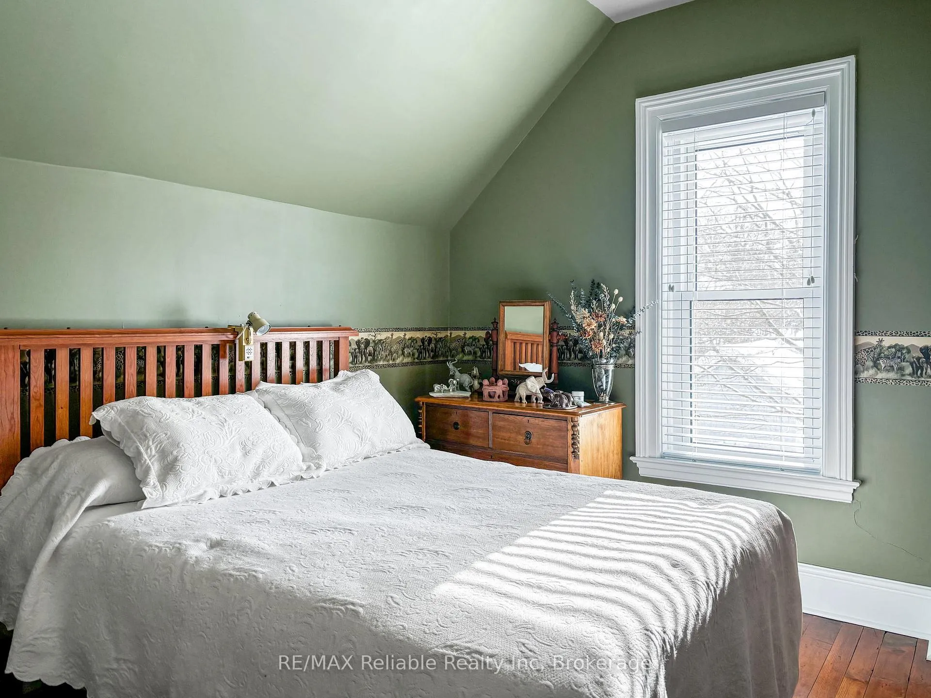 Photo 27 of 293 Drummond Street, North Huron, Blyth — HOMEH