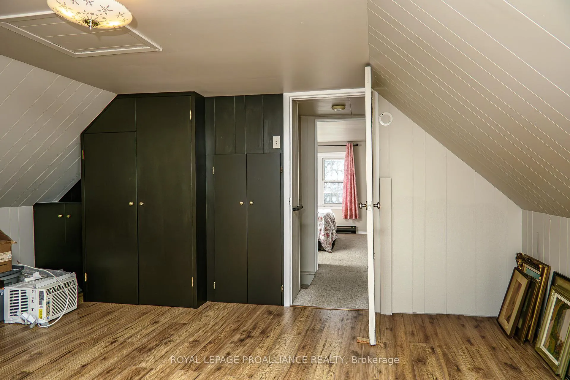 Photo 32 of 146 Creswell Drive, Quinte West, Trenton Ward — HOMEH