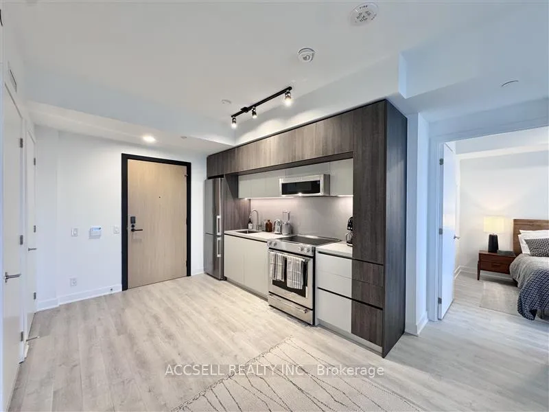 Photo 2 of Unit W2001, 185 Millway Drive, Vaughan, Vaughan Corporate Centre — HOMEH