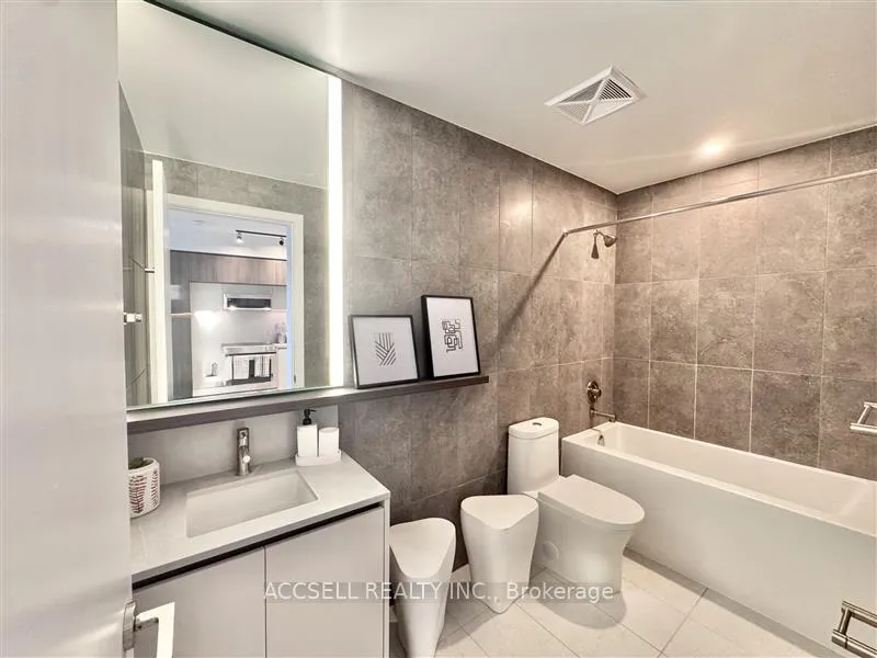 Photo 13 of Unit W2001, 185 Millway Drive, Vaughan, Vaughan Corporate Centre — HOMEH