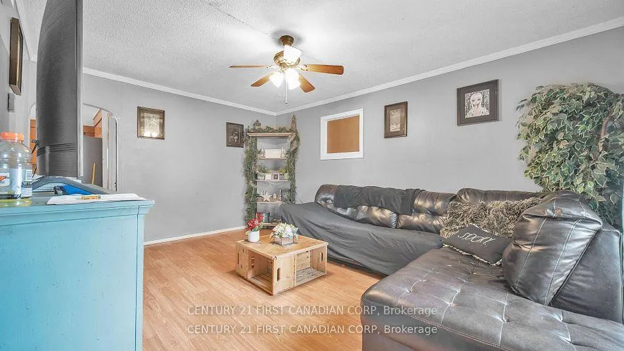 Photo 9 of 19 Montgomery Drive, Chatham-Kent, Wallaceburg — HOMEH
