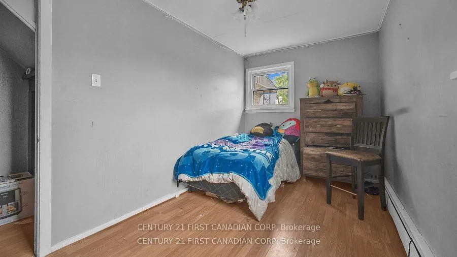 Photo 11 of 19 Montgomery Drive, Chatham-Kent, Wallaceburg — HOMEH