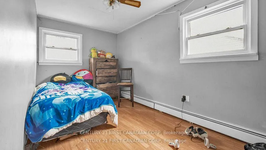 Photo 12 of 19 Montgomery Drive, Chatham-Kent, Wallaceburg — HOMEH