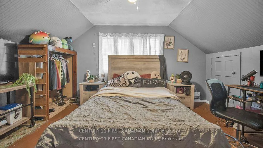 Photo 14 of 19 Montgomery Drive, Chatham-Kent, Wallaceburg — HOMEH