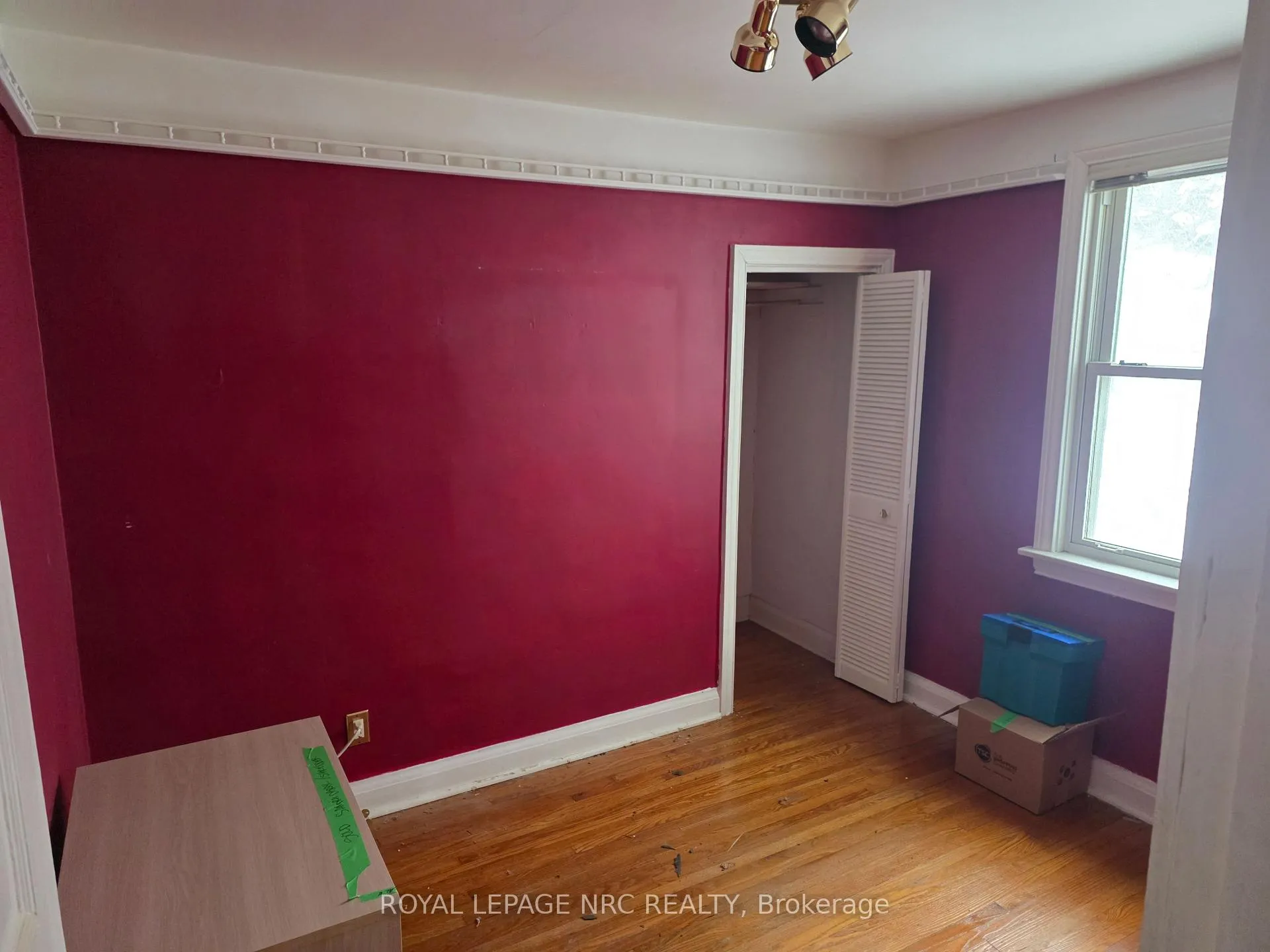 Photo 7 of 15 Mildred Avenue, St. Catharines, Haig — HOMEH
