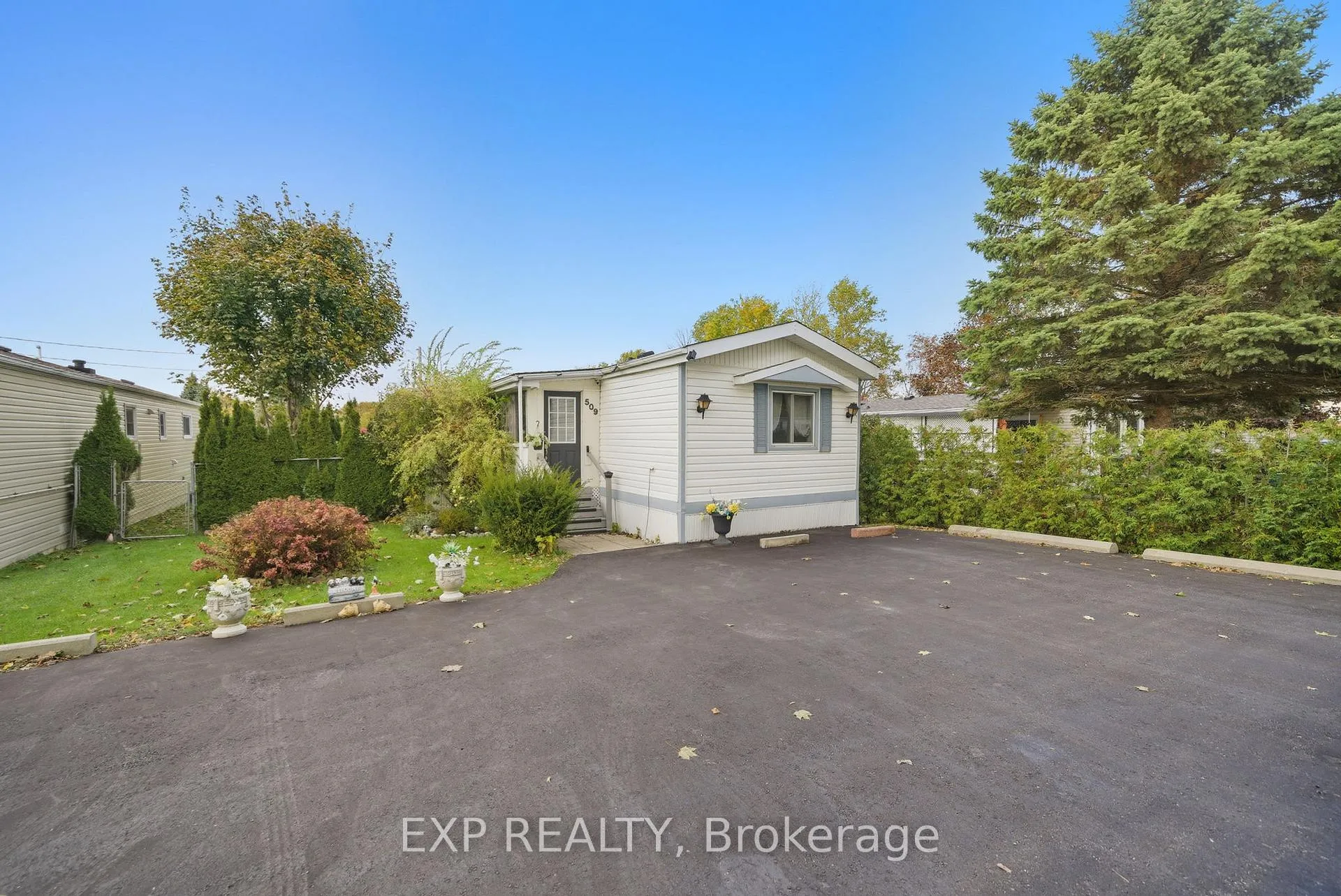 Photo 2 of 509 Cunningham Crescent, Hamilton Township, Rural Hamilton — HOMEH