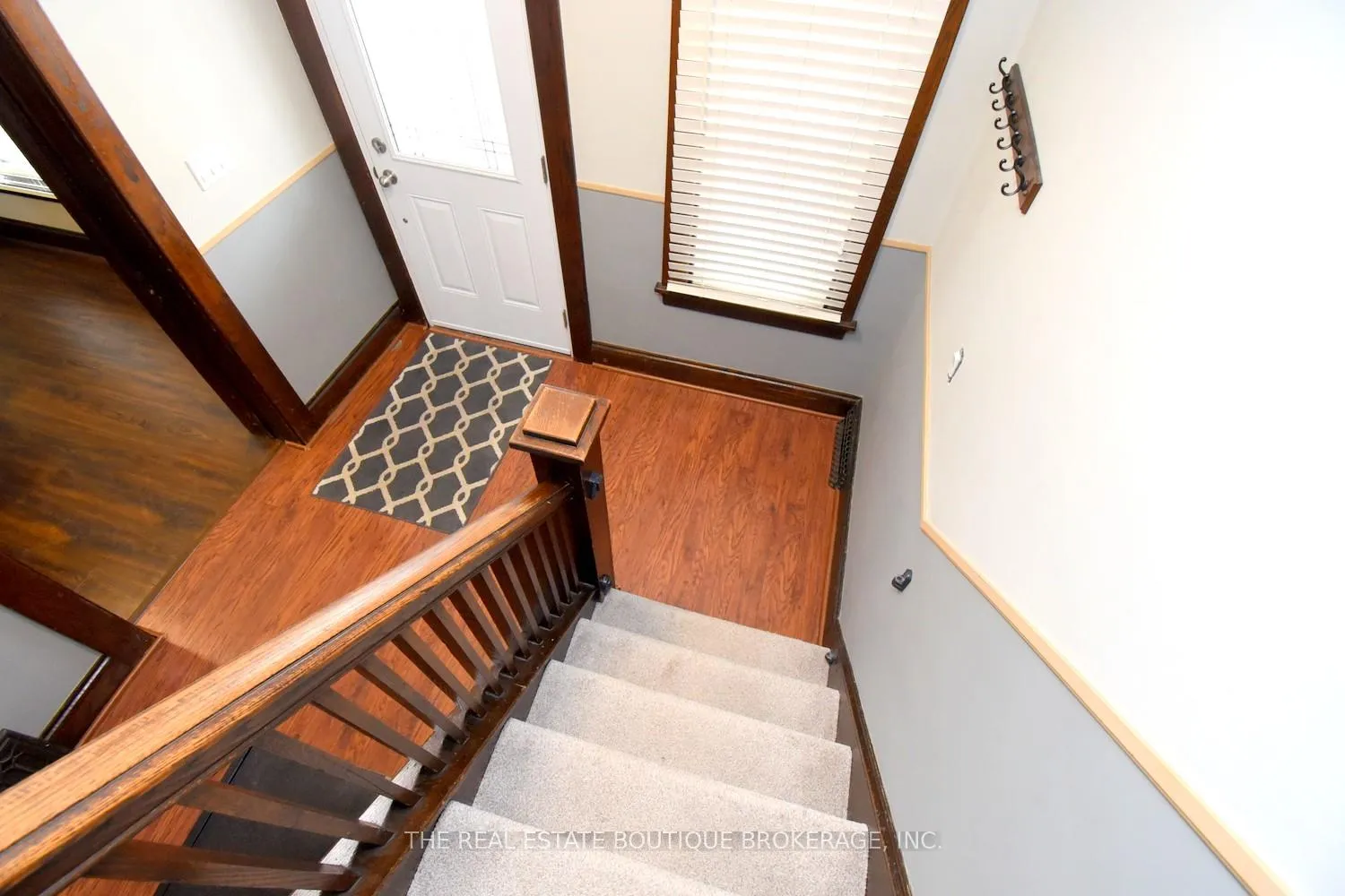 Photo 9 of 82 Somerset Avenue, Hamilton, Stipley — HOMEH