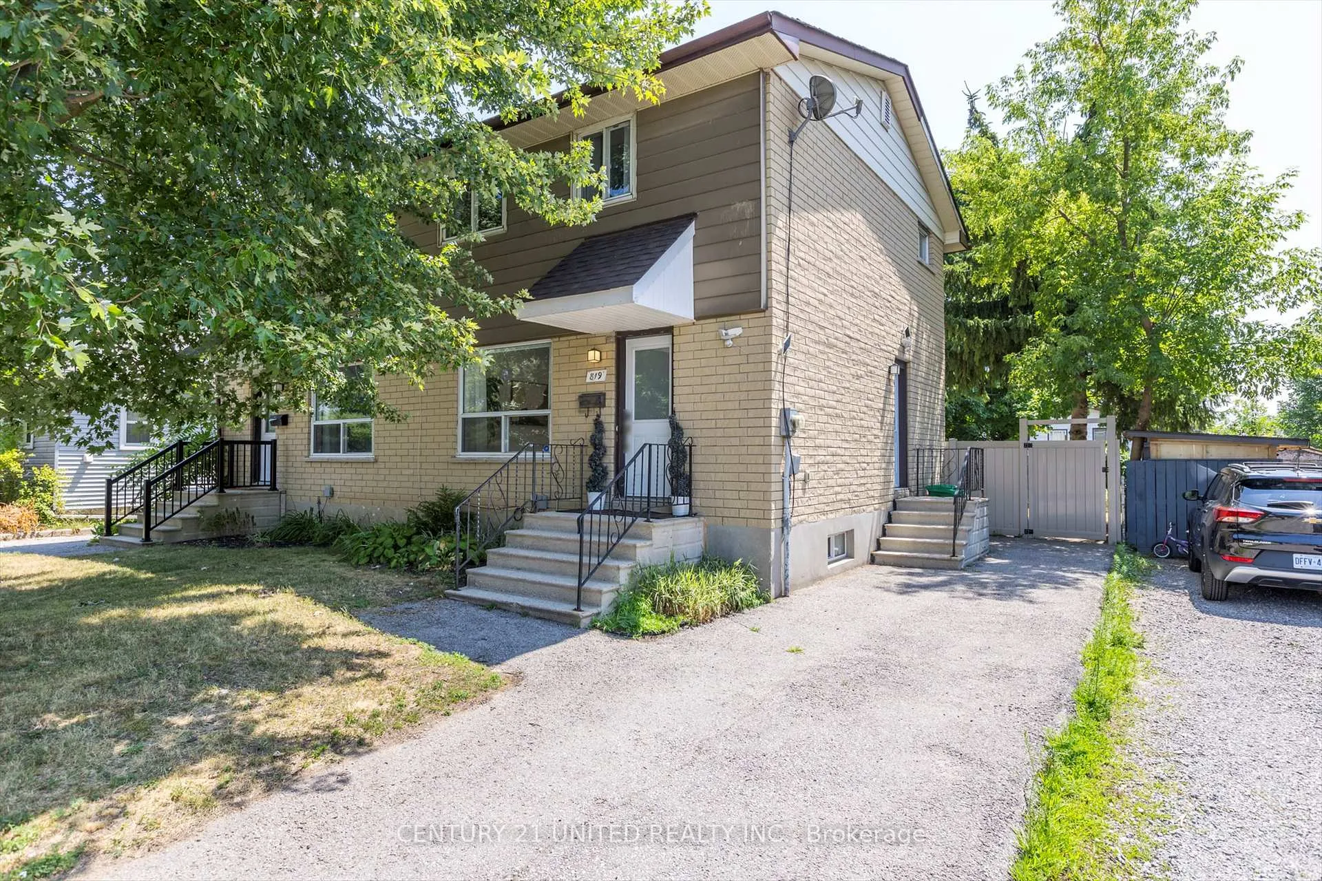Photo 1 of 819 Cameron Street, Peterborough, Otonabee Ward 1 — HOMEH