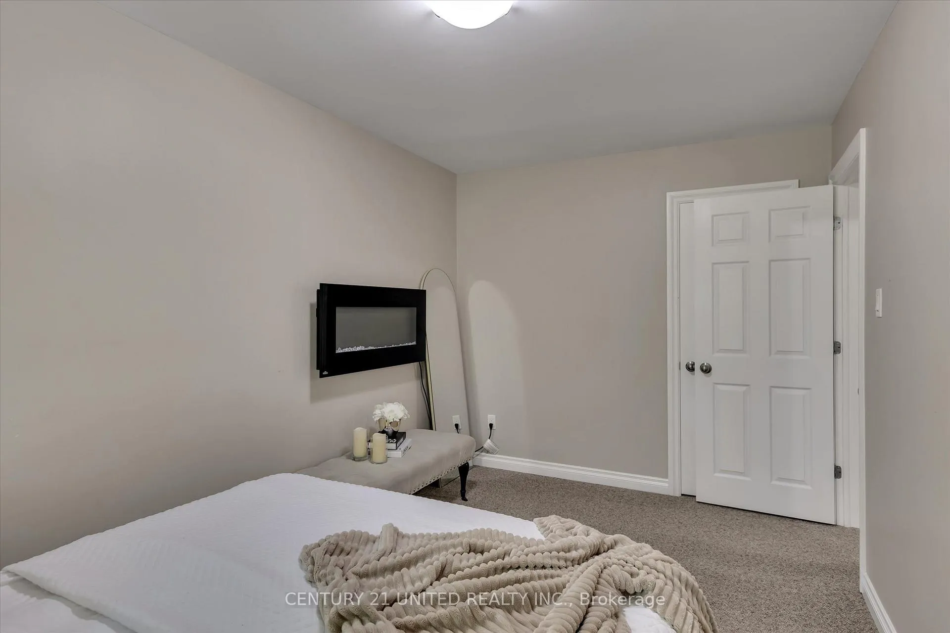 Photo 28 of 819 Cameron Street, Peterborough, Otonabee Ward 1 — HOMEH