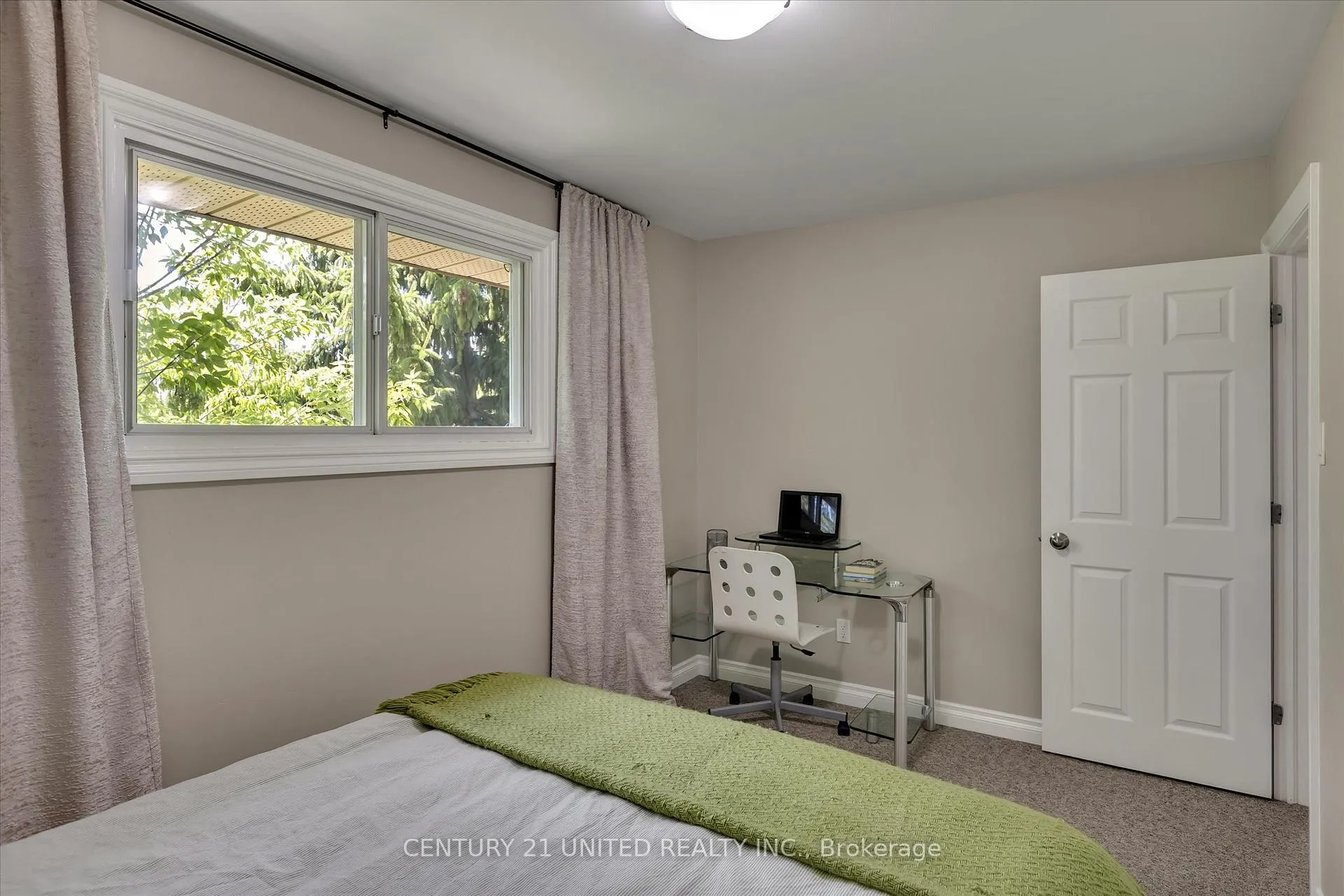 Photo 32 of 819 Cameron Street, Peterborough, Otonabee Ward 1 — HOMEH