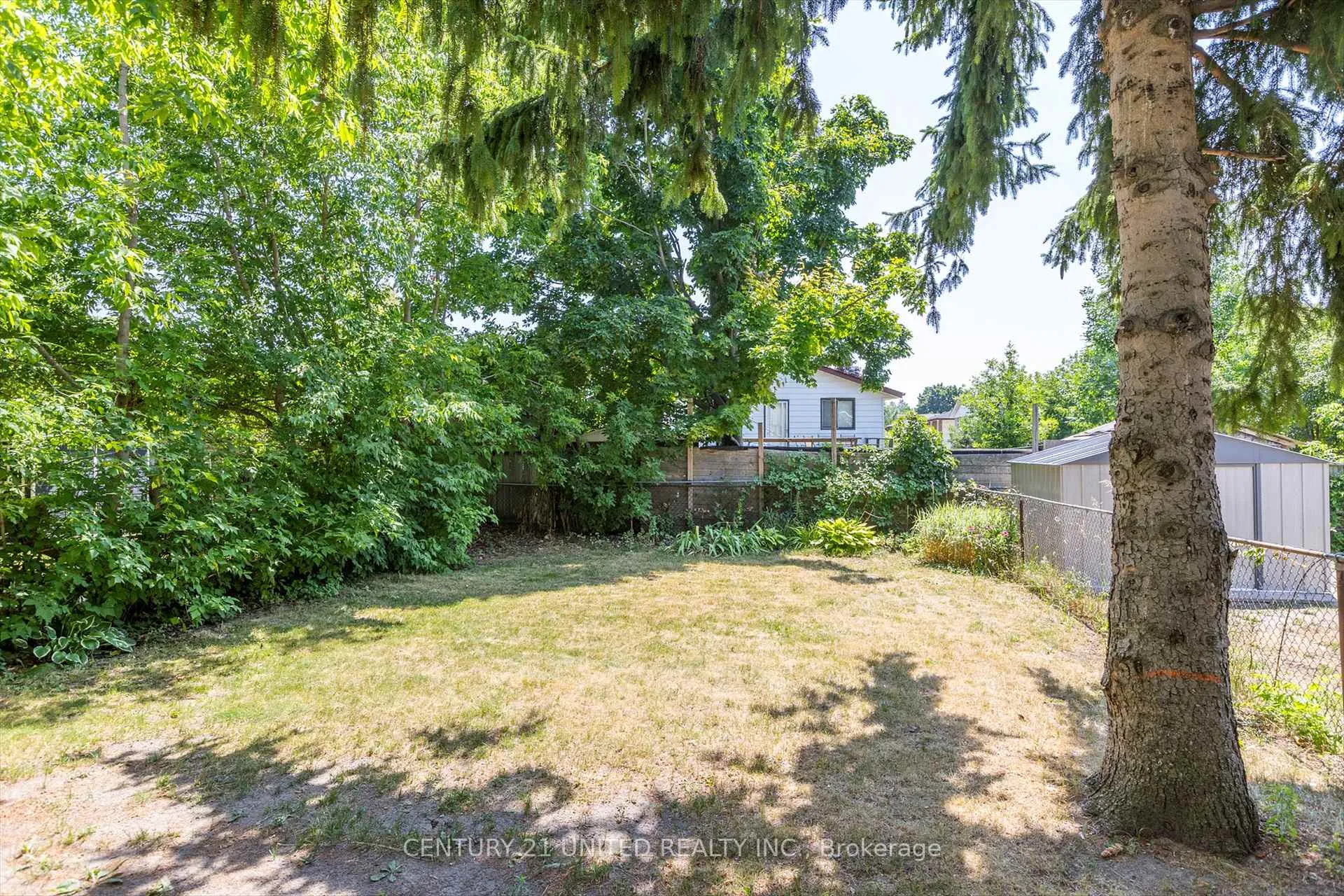 Photo 40 of 819 Cameron Street, Peterborough, Otonabee Ward 1 — HOMEH