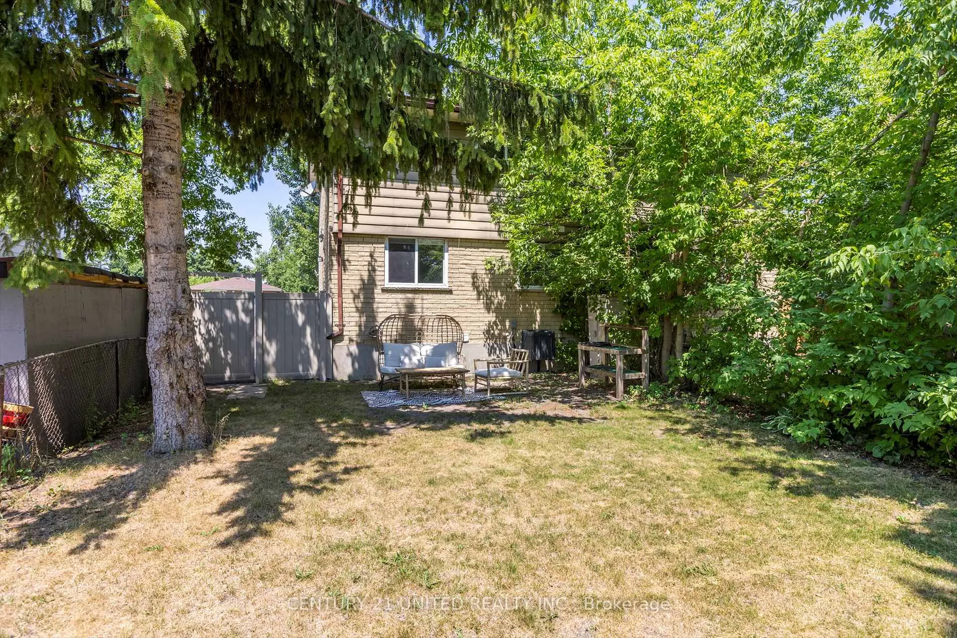 Photo 41 of 819 Cameron Street, Peterborough, Otonabee Ward 1 — HOMEH