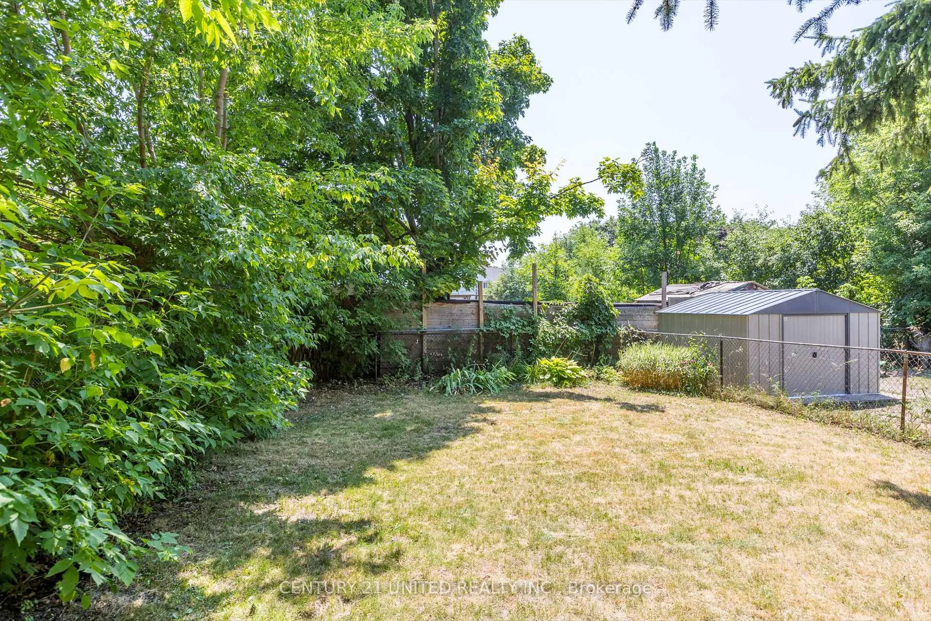 Photo 45 of 819 Cameron Street, Peterborough, Otonabee Ward 1 — HOMEH