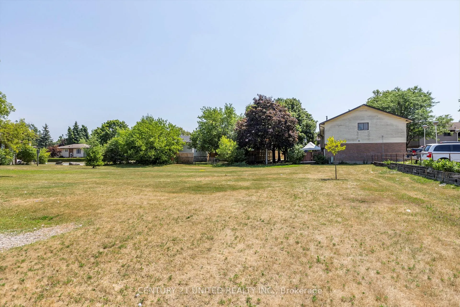 Photo 50 of 819 Cameron Street, Peterborough, Otonabee Ward 1 — HOMEH