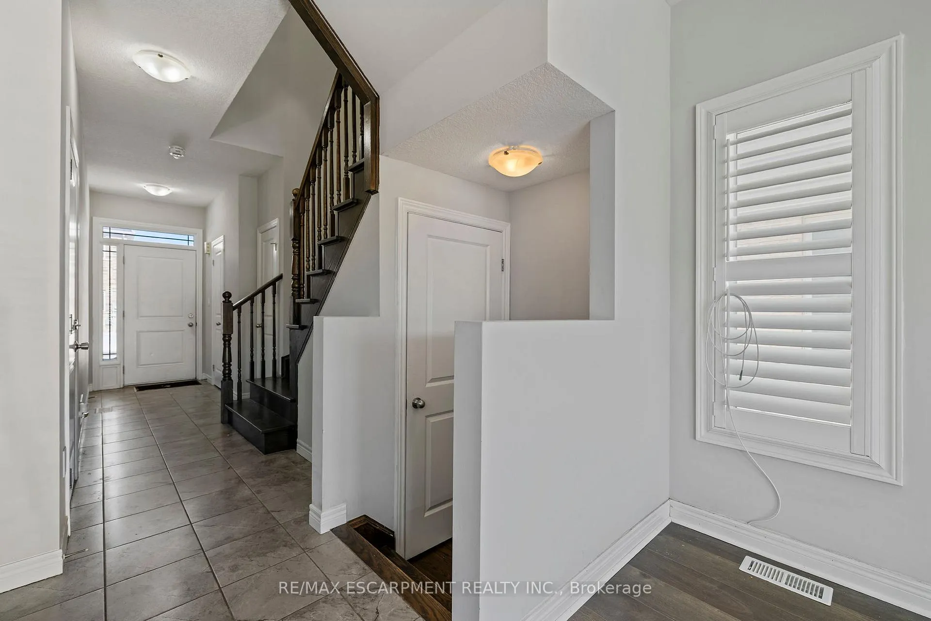 Photo 12 of 14 Serenity Lane, Hamilton, Rural Glanbrook — HOMEH