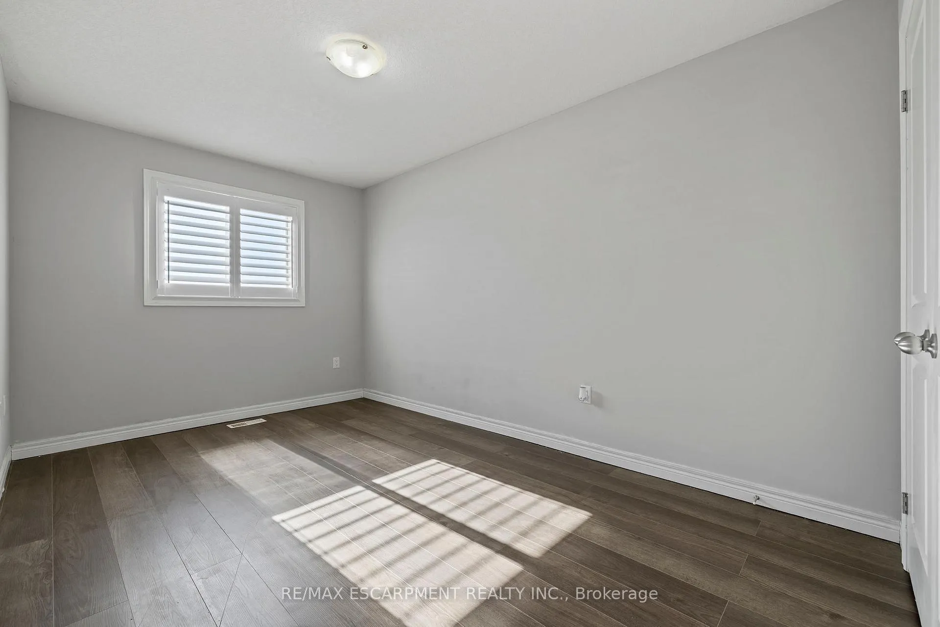 Photo 26 of 14 Serenity Lane, Hamilton, Rural Glanbrook — HOMEH