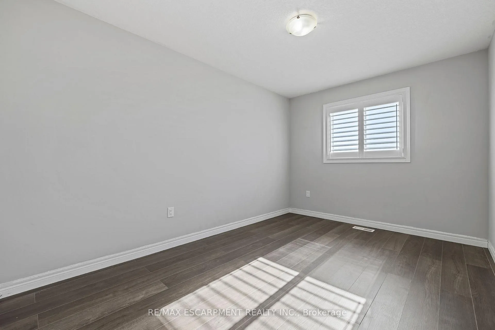 Photo 29 of 14 Serenity Lane, Hamilton, Rural Glanbrook — HOMEH