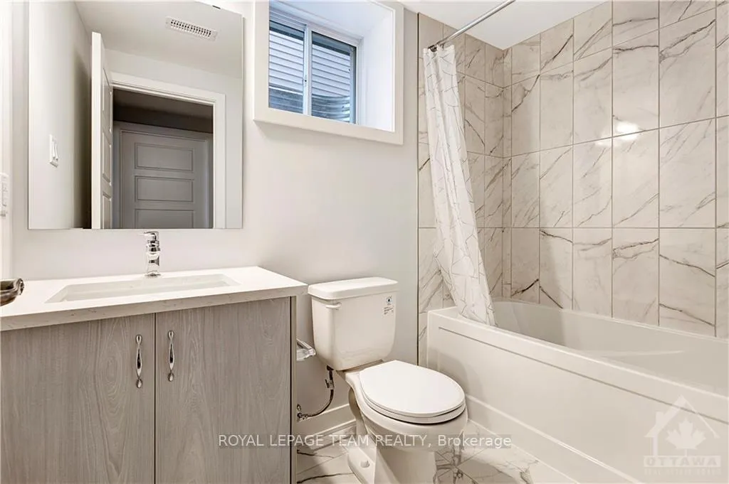 Photo 2 of 866 Moonrise Terrace, Ottawa, Barrhaven - Half Moon Bay — HOMEH