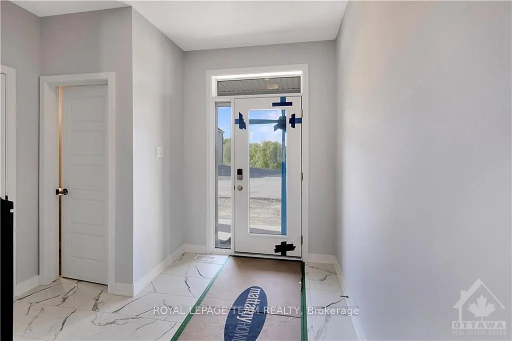 Photo 3 of 866 Moonrise Terrace, Ottawa, Barrhaven - Half Moon Bay — HOMEH