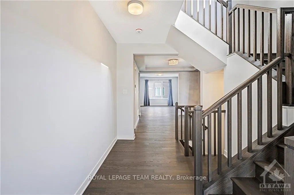 Photo 4 of 866 Moonrise Terrace, Ottawa, Barrhaven - Half Moon Bay — HOMEH